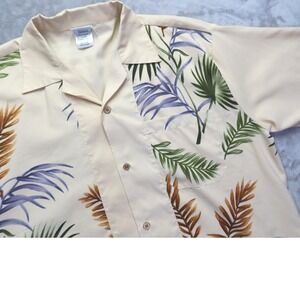 Rainforest Cafe Men's L Tropical Leaf Print Camp Shirt Short Sleeve Souvenir
